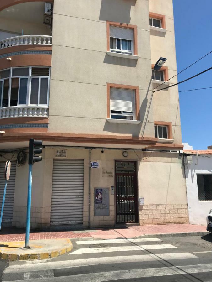 Homely Apartments Las Salinas تورّيفيِخا المظهر الخارجي الصورة
